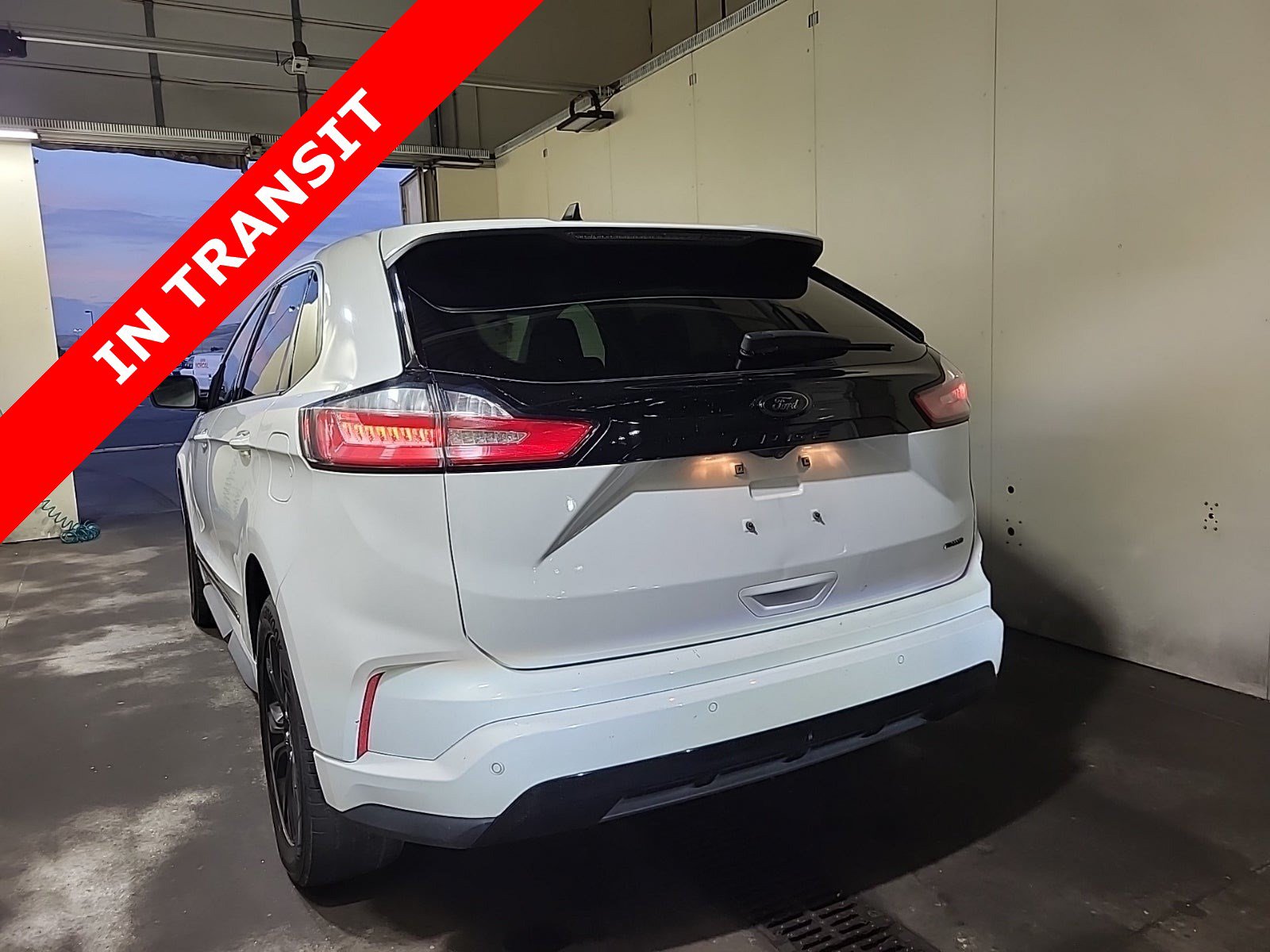 Used 2023 Ford Edge SE w/ Black Appearance Package AWD/4WD image 5