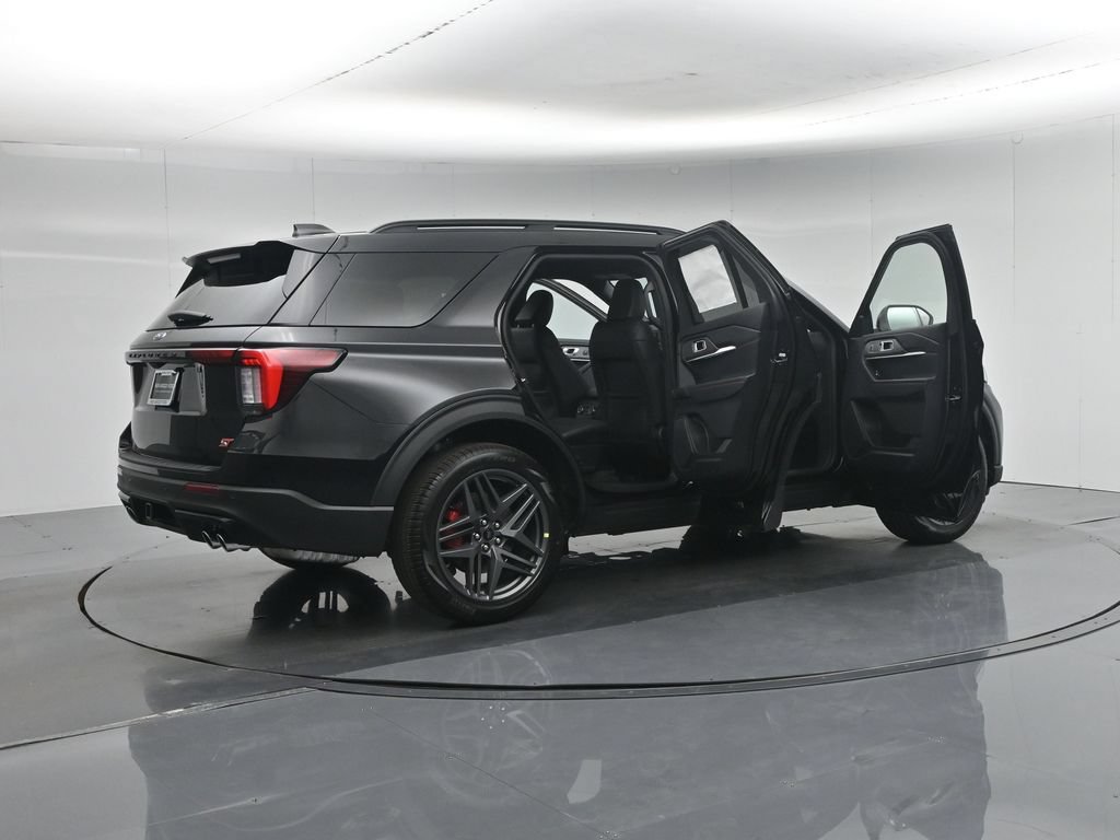 New 2026 Ford Explorer ST AWD/4WD image 5