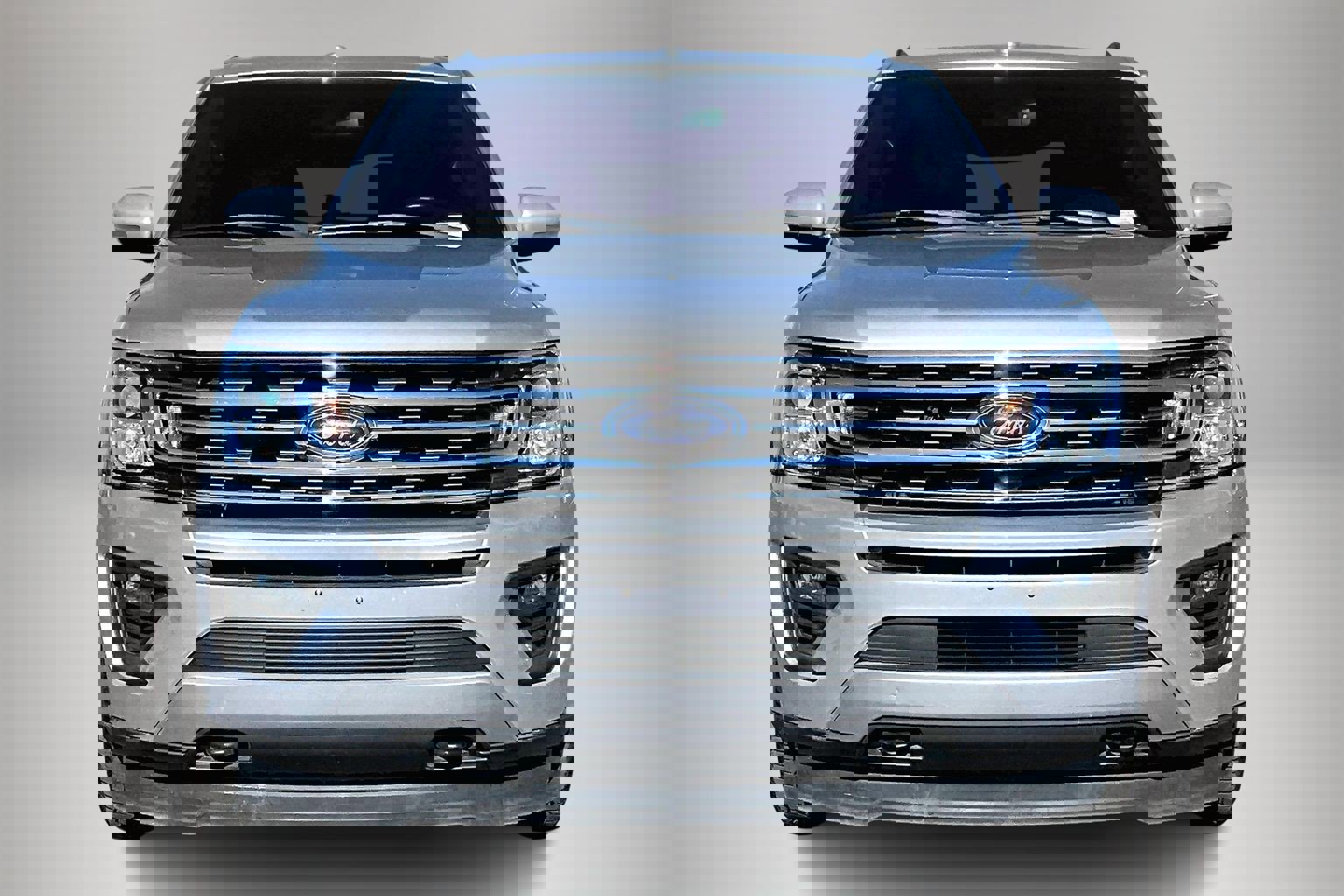 Used 2019 Ford Expedition XLT w/ Equipment Group 201A image 2