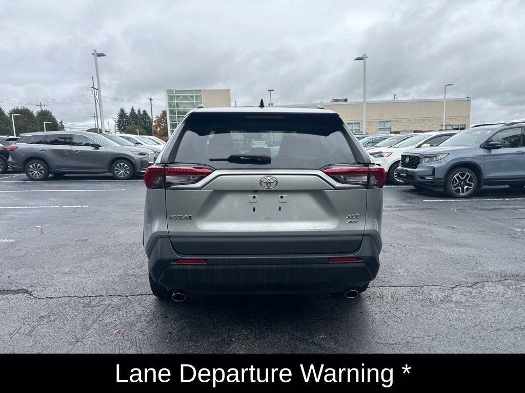 Used 2019 Toyota RAV4 XLE w/ Convenience Package AWD/4WD image 7