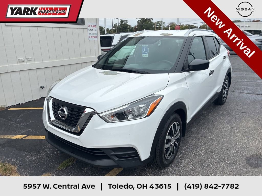 Used 2018 Nissan Kicks S