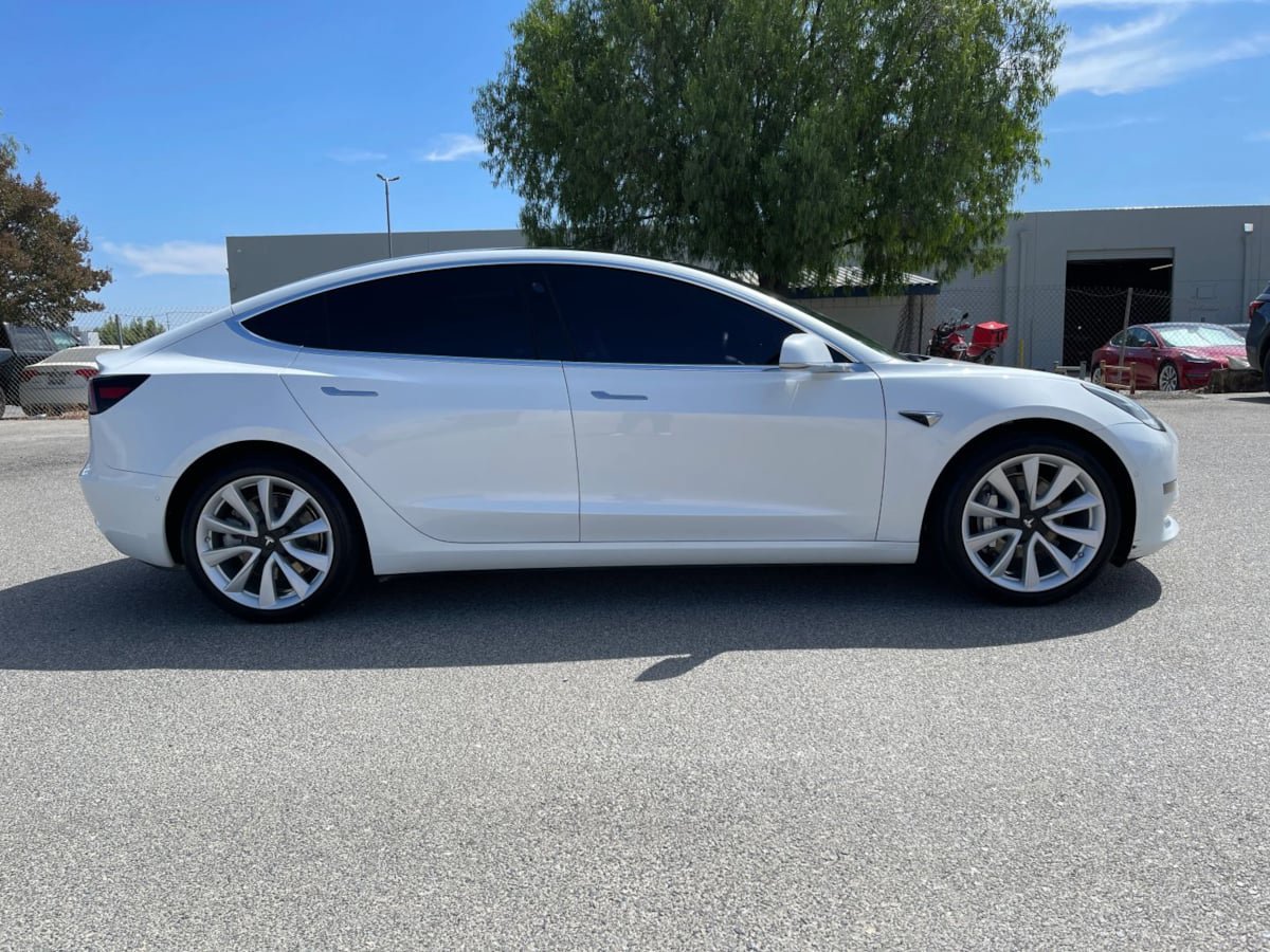 Used 2019 Tesla Model 3 Standard Range Plus RWD image 5