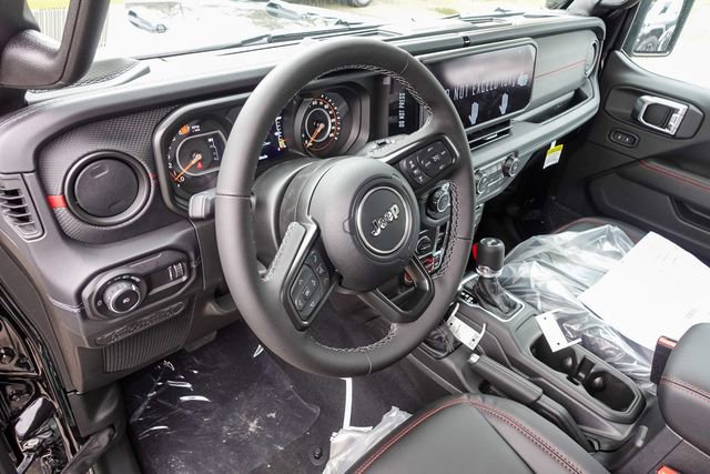 New 2026 Jeep Wrangler Unlimited Rubicon w/ Technology Group image 13