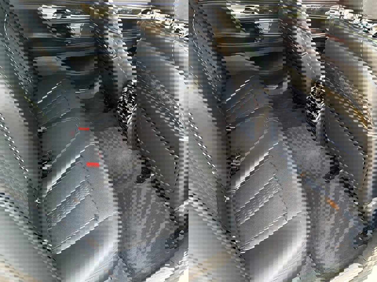 Used 2017 BMW 750i image 41