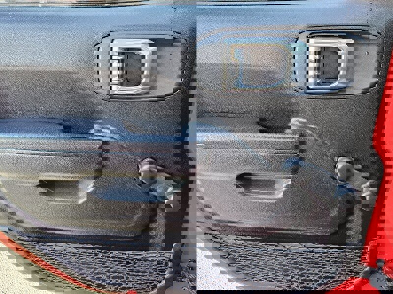 Used 2022 Jeep Wrangler Sport image 25