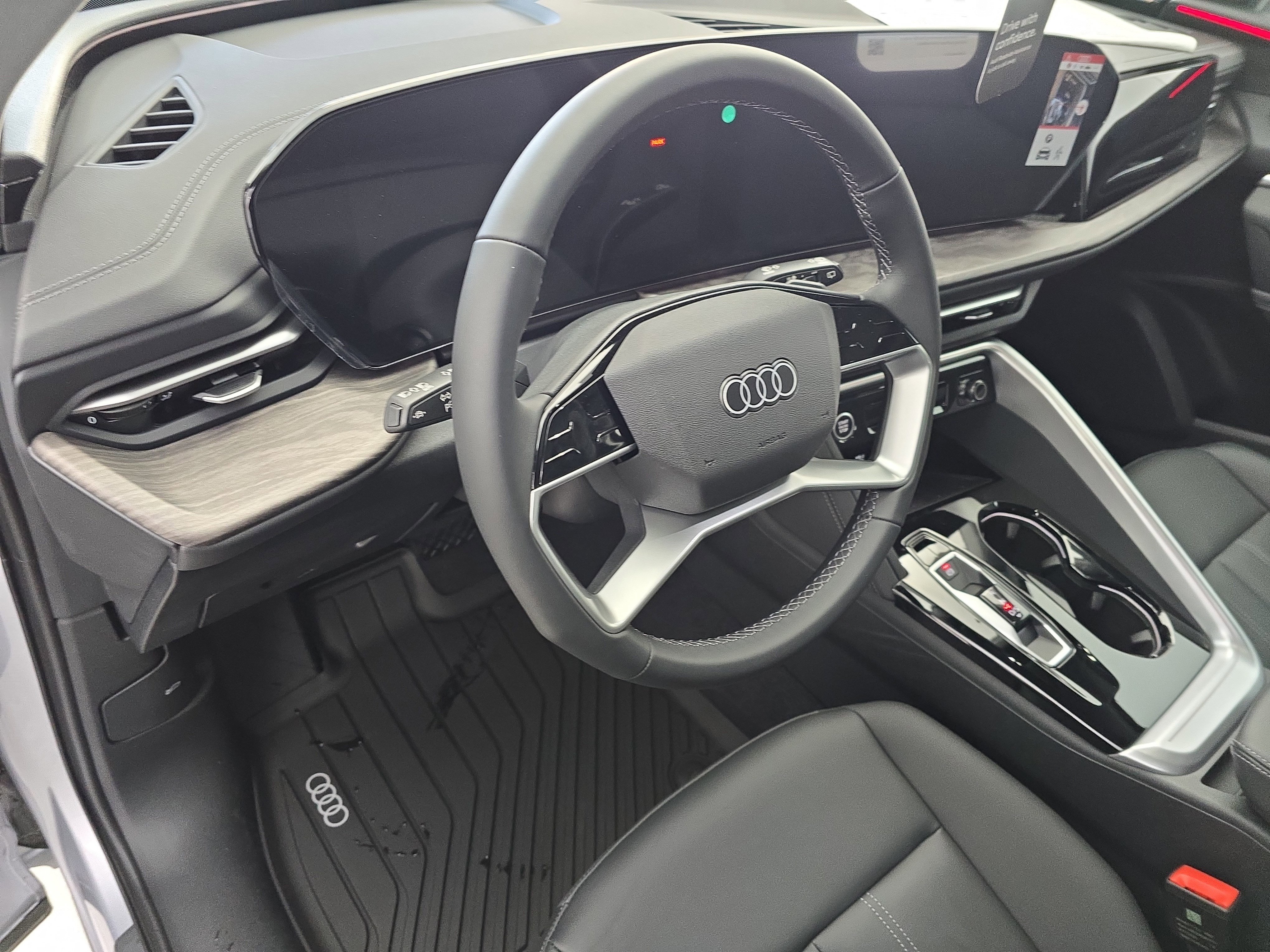 New 2025 Audi Q5 Premium image 16