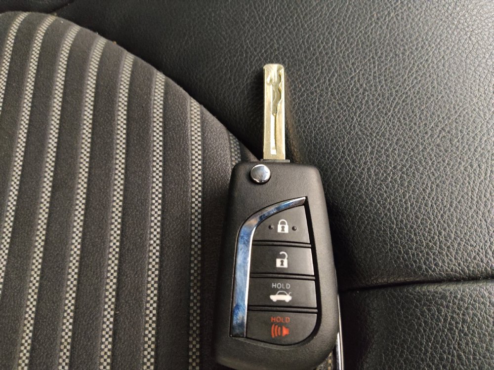 Used 2019 Toyota Camry SE image 32