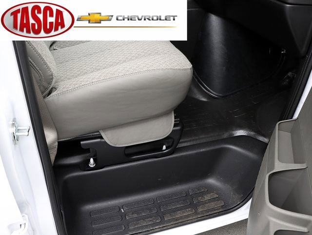 New 2026 Chevrolet Express 2500 image 29