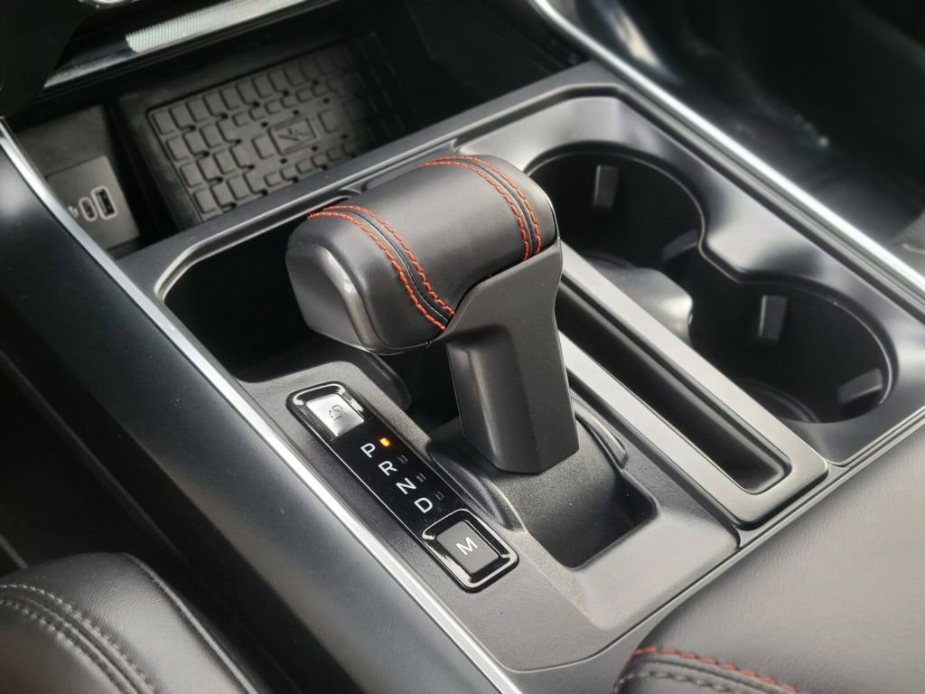 Used 2025 Ford F150 Raptor image 23