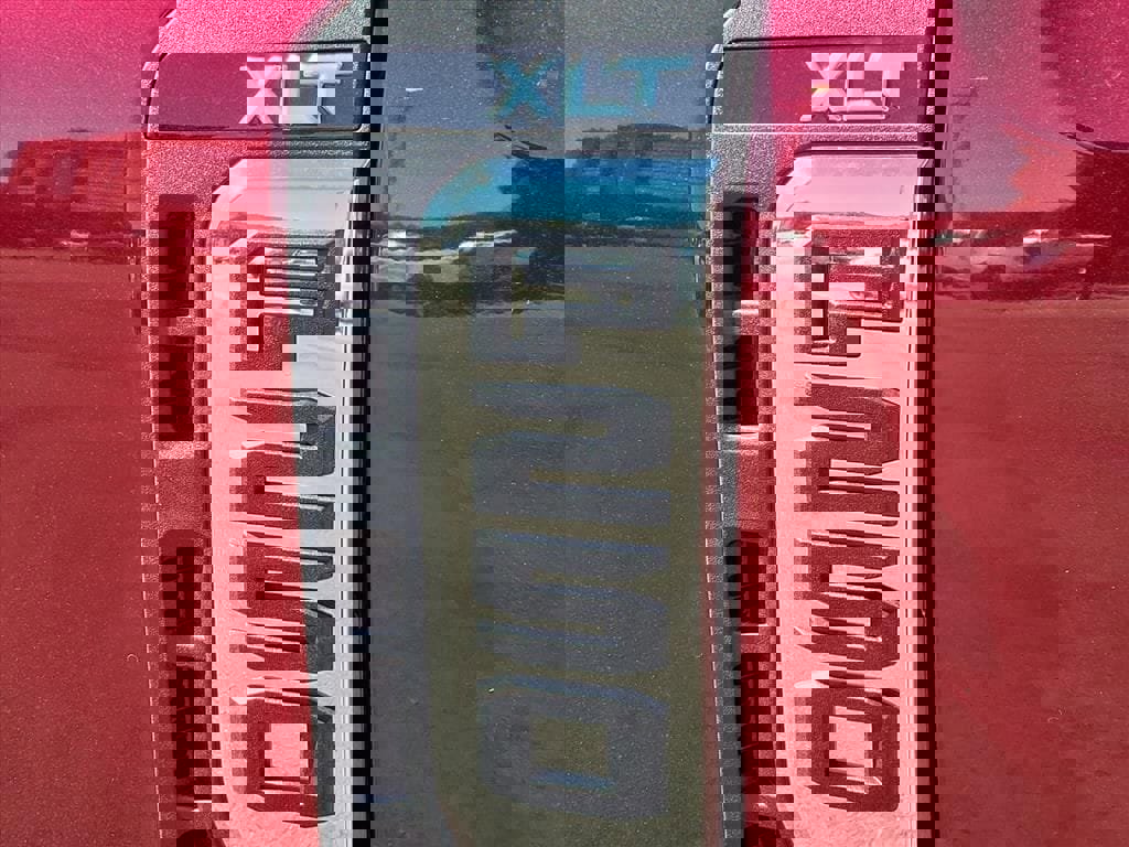 New 2026 Ford F250 XLT w/ XLT Premium Package image 49