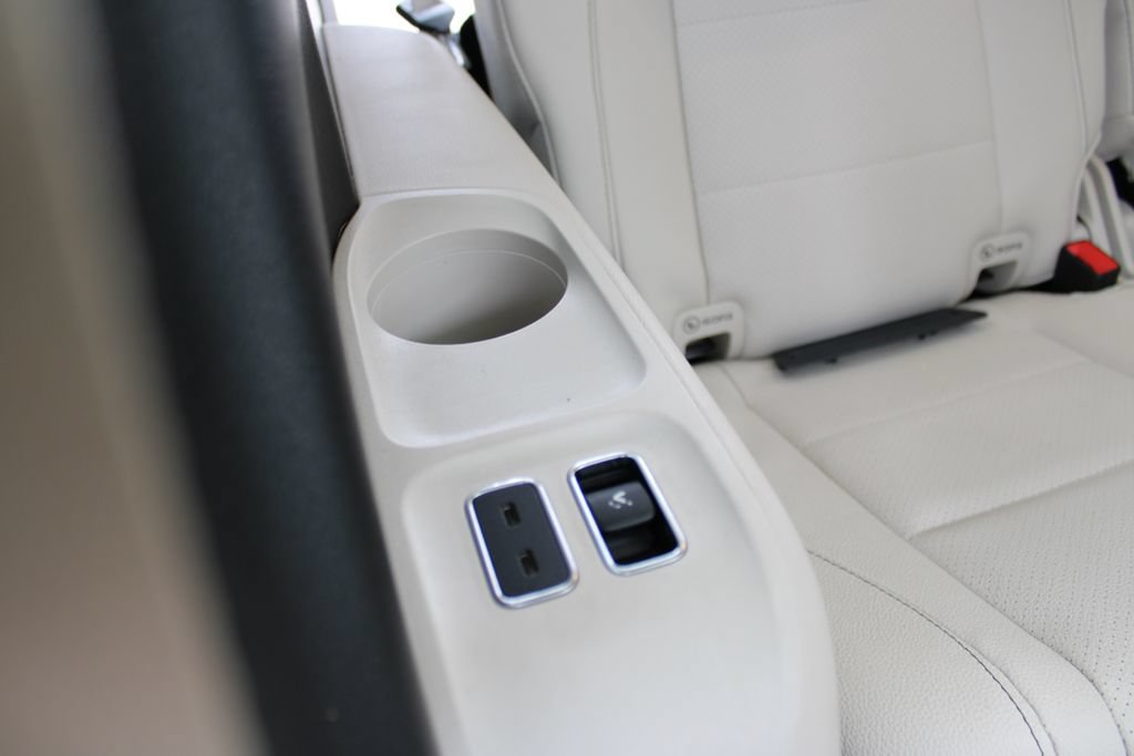 Used 2022 Mercedes-Benz GLS 450 4MATIC w/ AMG Line Exterior image 34