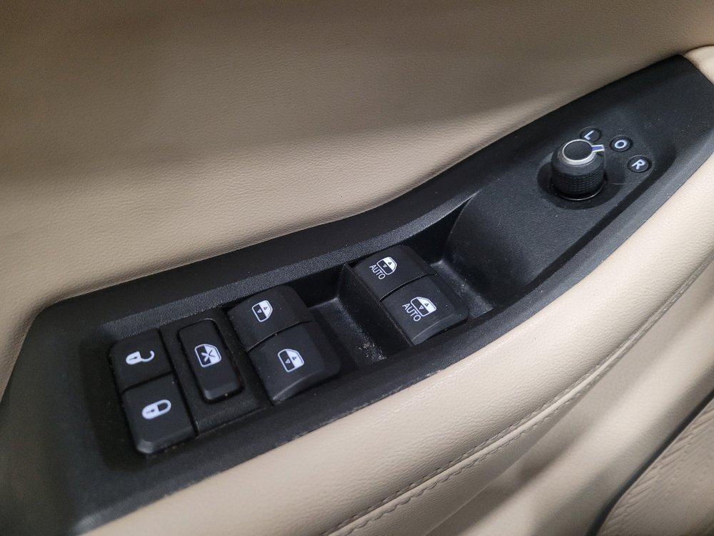Used 2021 Jeep Grand Cherokee L Limited RWD image 27