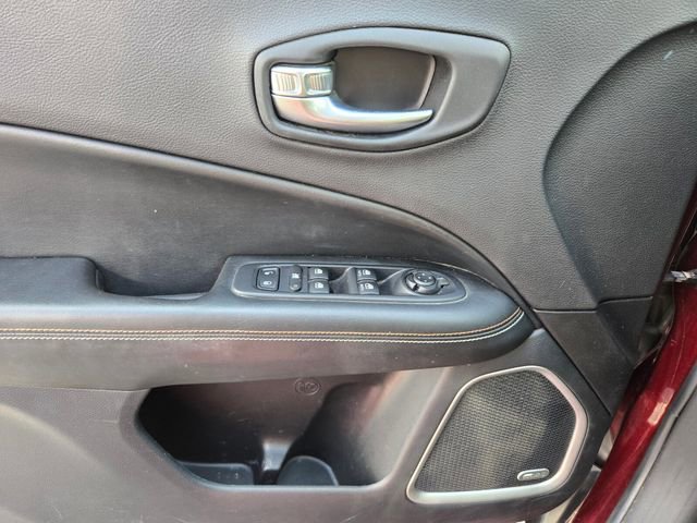 Used 2021 Jeep Compass Latitude w/ Sun and Sound Group image 32