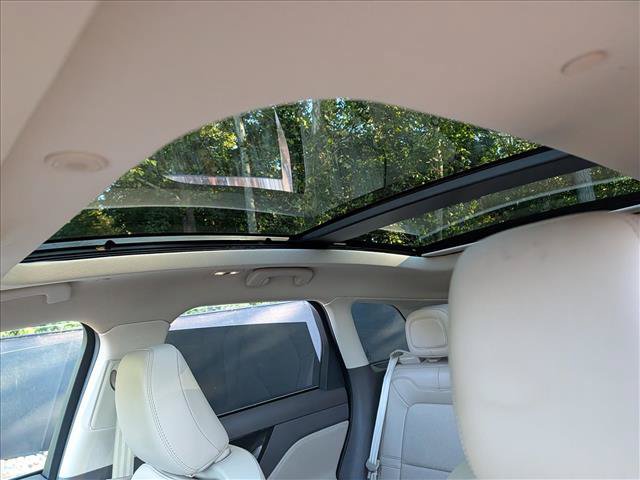 Certified 2024 Lincoln Corsair Grand Touring w/ Equipment Group 301A AWD/4WD image 28