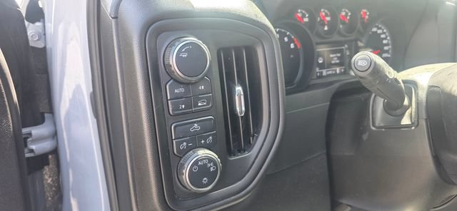 Used 2024 Chevrolet Silverado 1500 Custom AWD/4WD image 16