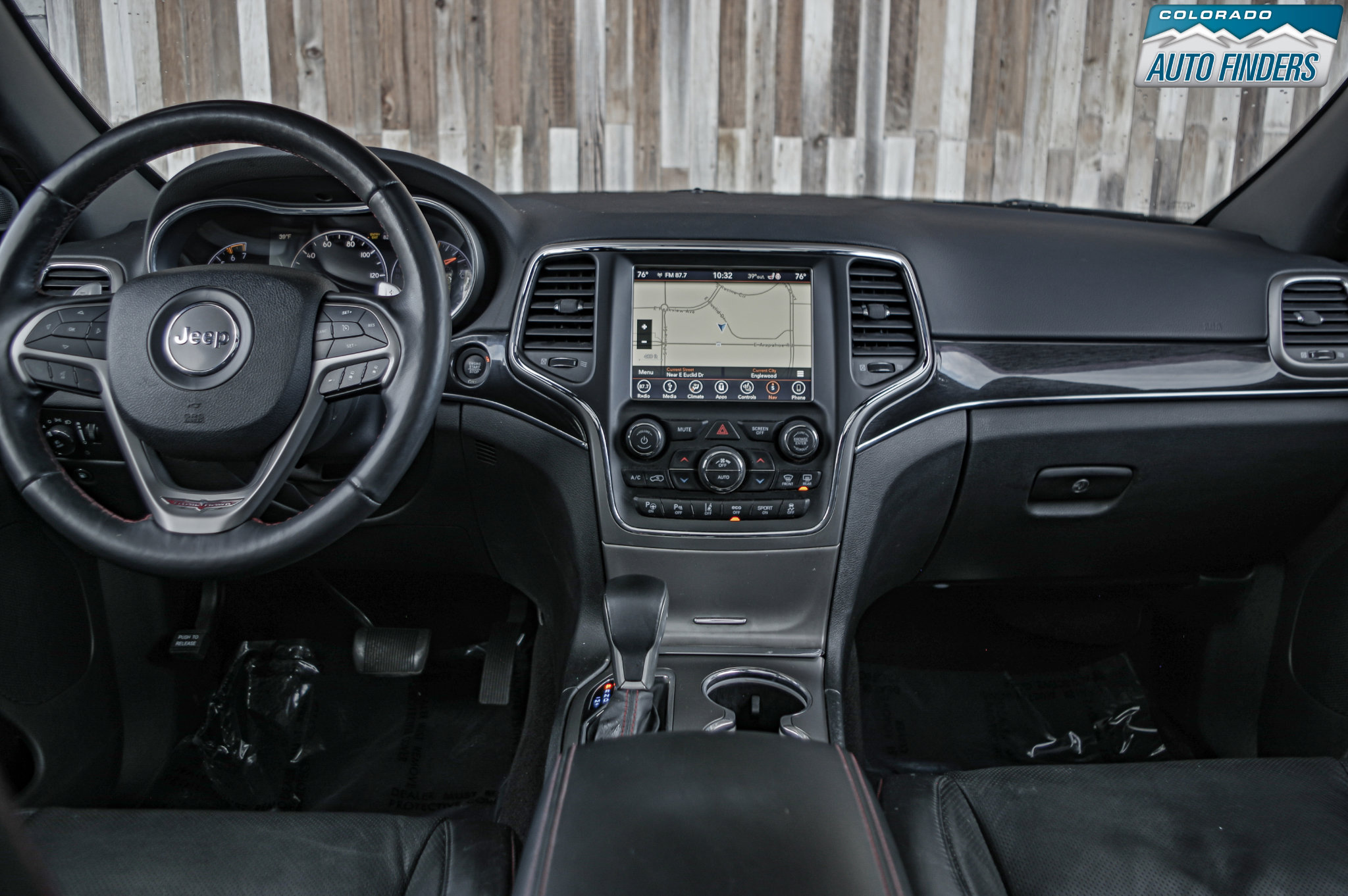 Used 2018 Jeep Grand Cherokee Trailhawk w/ Trailhawk Luxury Group image 17