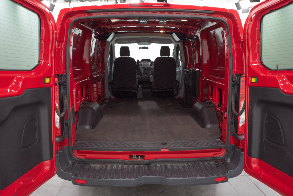 Used 2015 Ford Transit 150 130 Low Roof RWD image 12