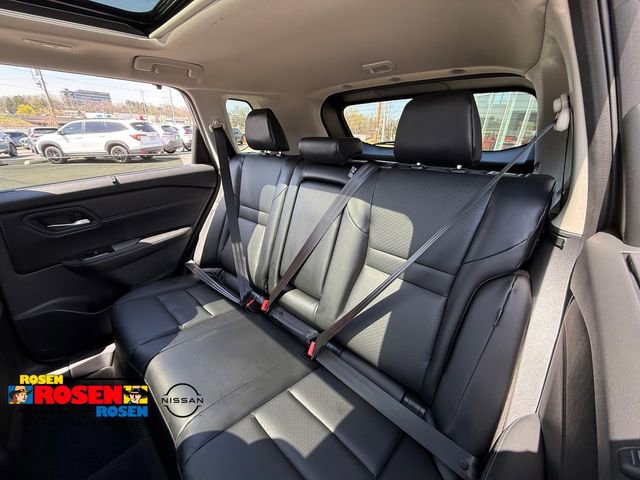 Used 2026 Nissan Rogue SV w/ SV Premium Package AWD/4WD image 27