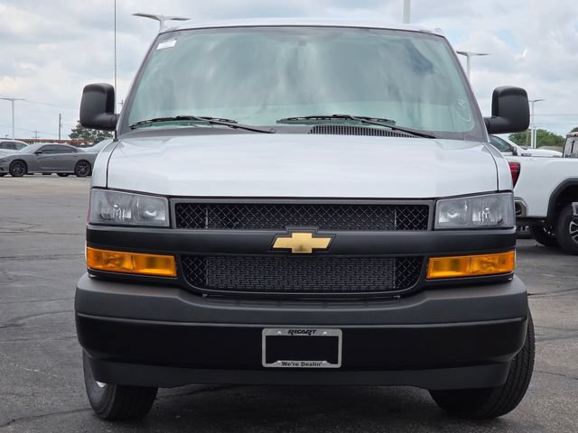 New 2026 Chevrolet Express 2500 w/ Driver Convenience Package RWD image 6