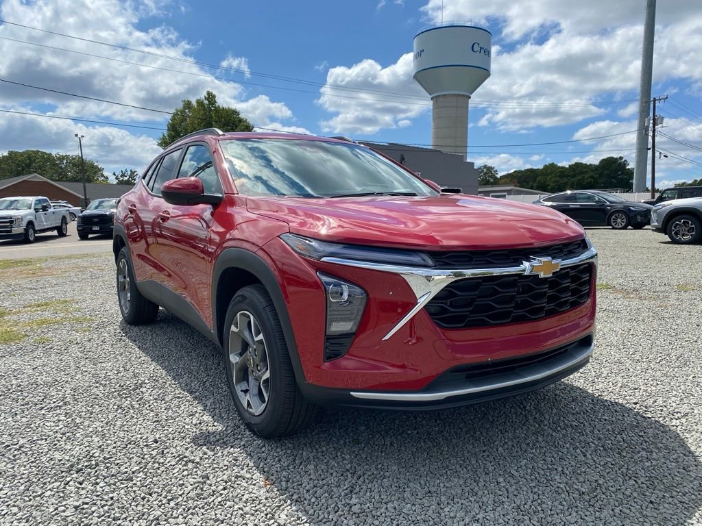 New 2026 Chevrolet Trax LT image 1