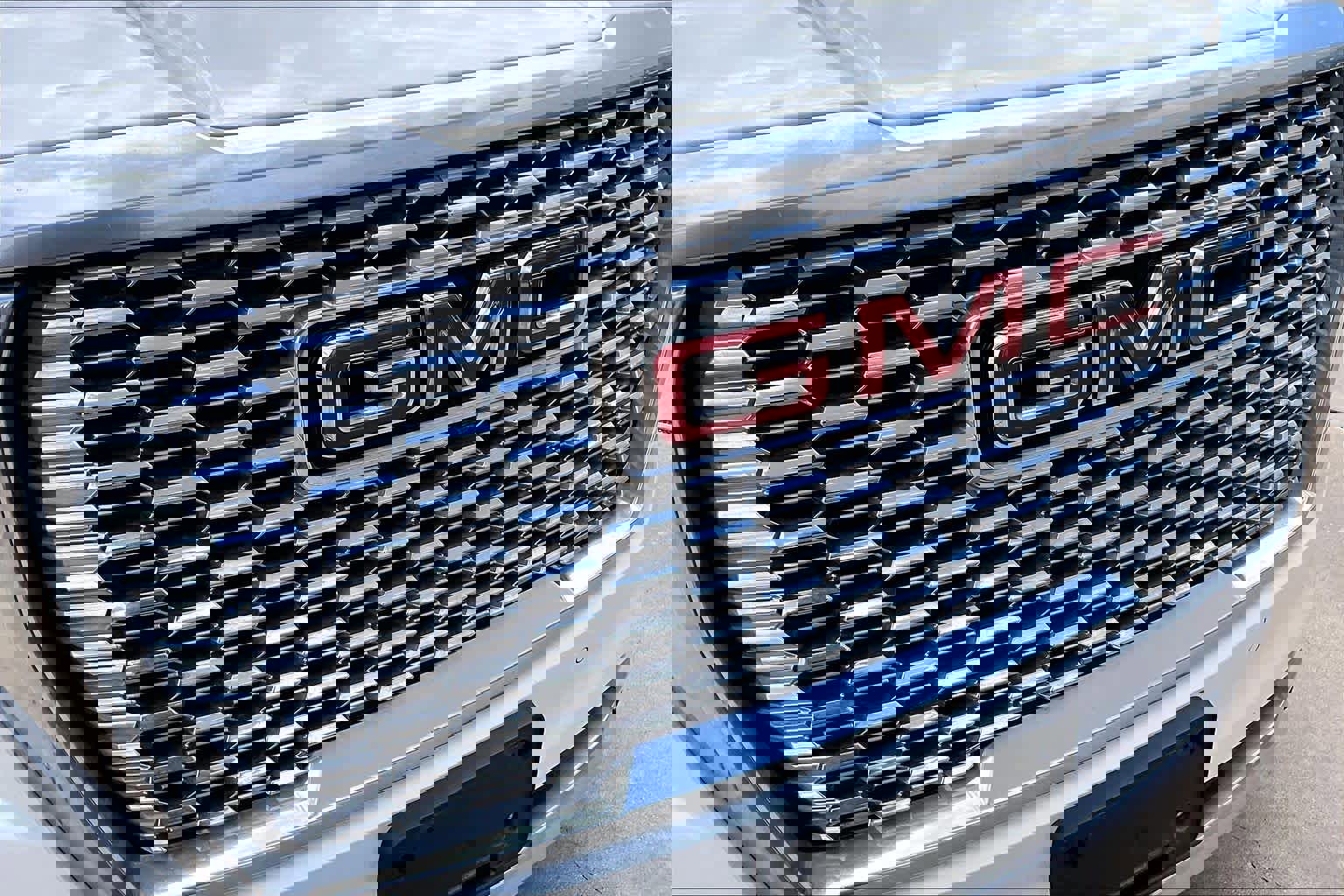 Used 2023 GMC Yukon Denali image 30