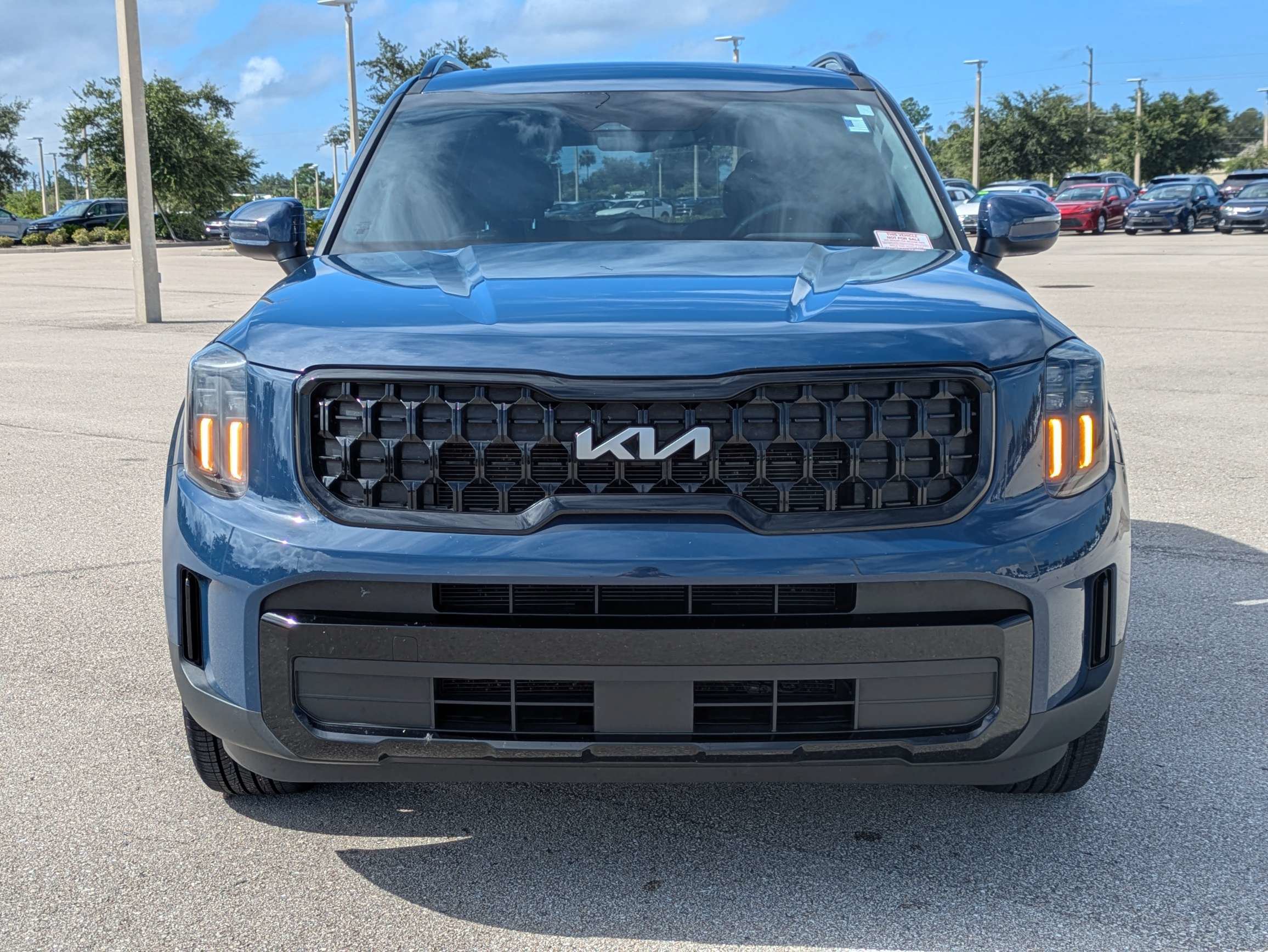 Certified 2024 Kia Telluride EX X-Line AWD/4WD image 3
