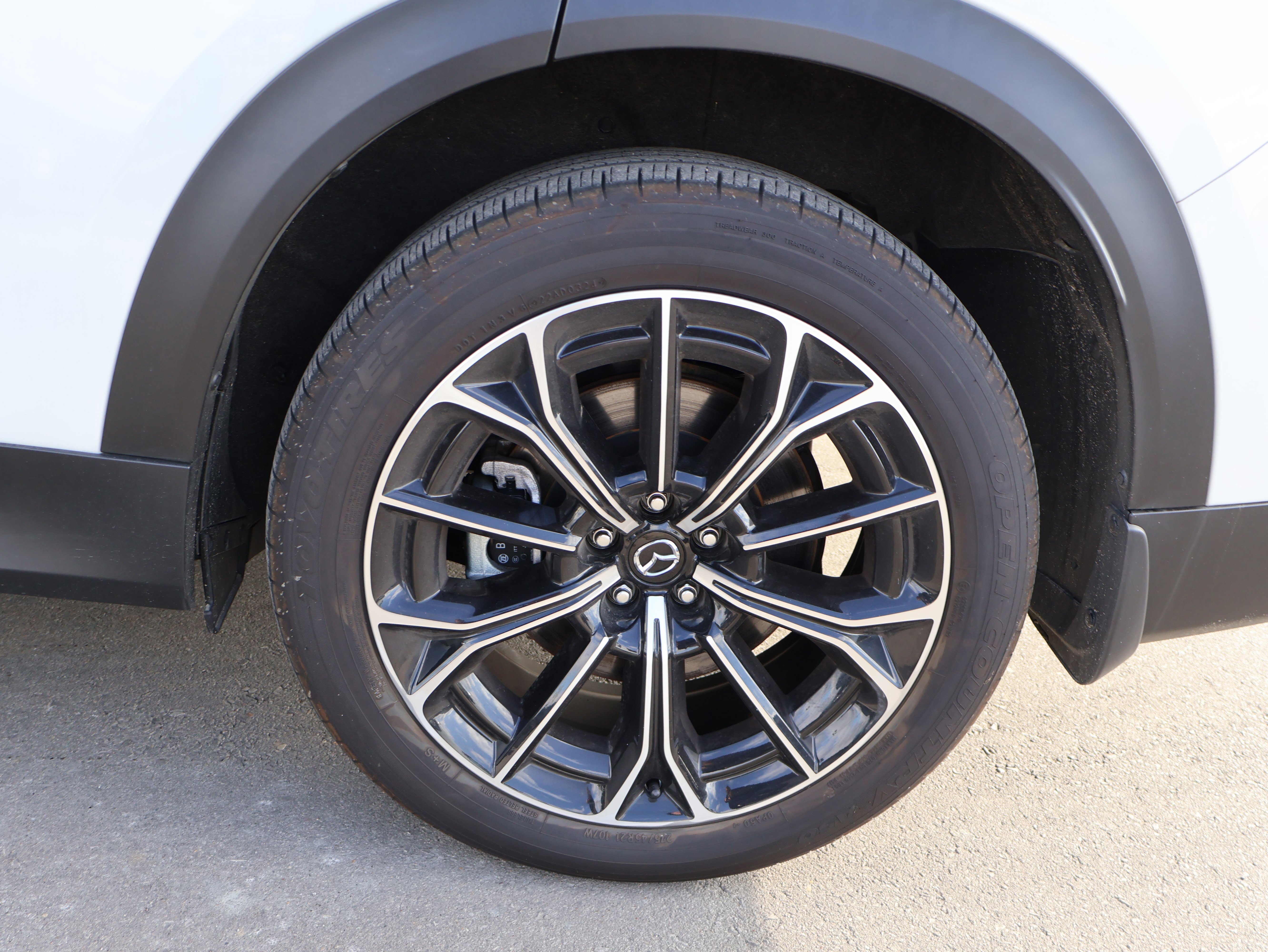 Certified 2025 MAZDA CX-70 Plug-In Hybrid w/ Premium Pkg image 45