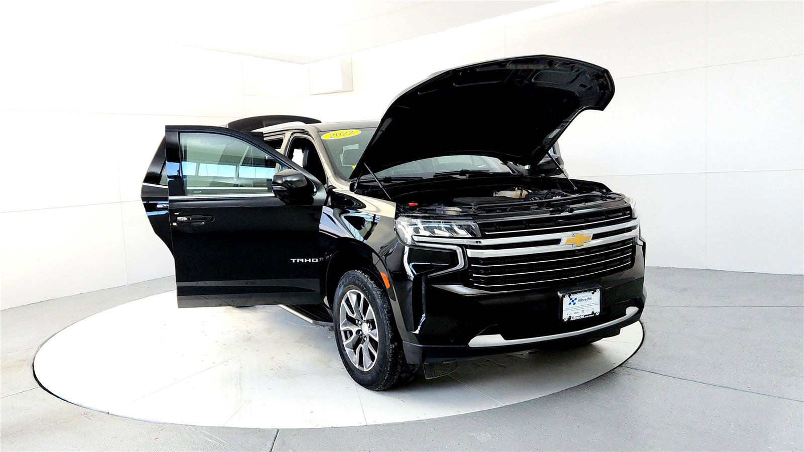 Used 2022 Chevrolet Tahoe LT w/ Luxury Package image 9