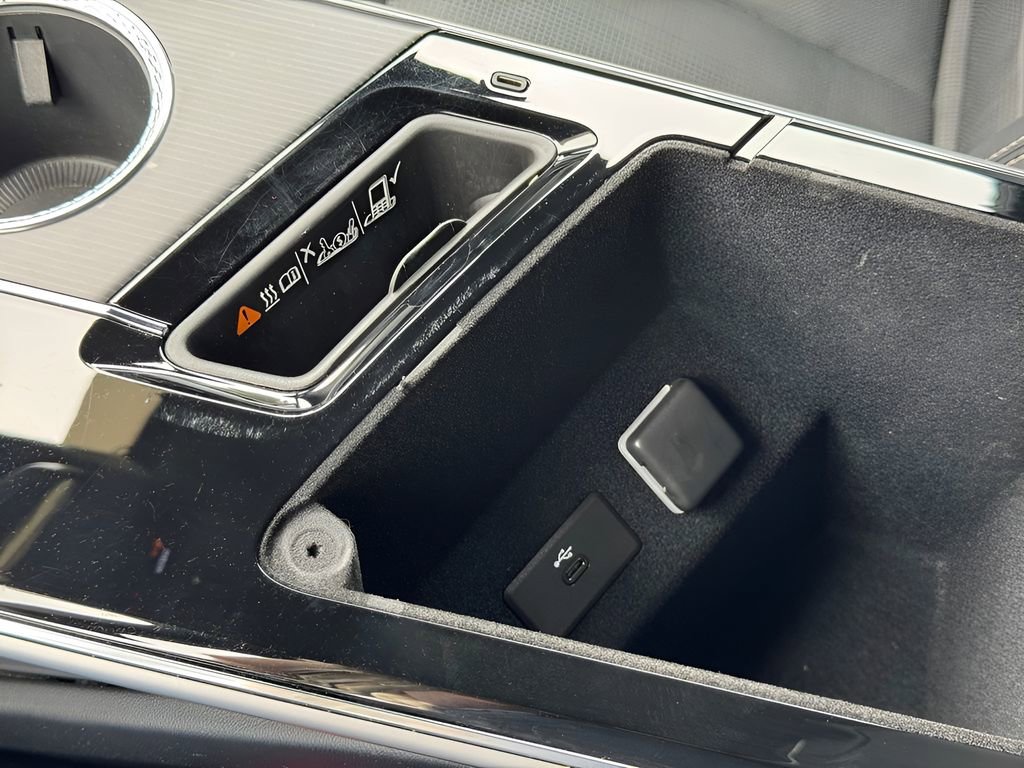 Certified 2025 Cadillac Lyriq Luxury w/ LPO, Floor Liner Package AWD/4WD image 34