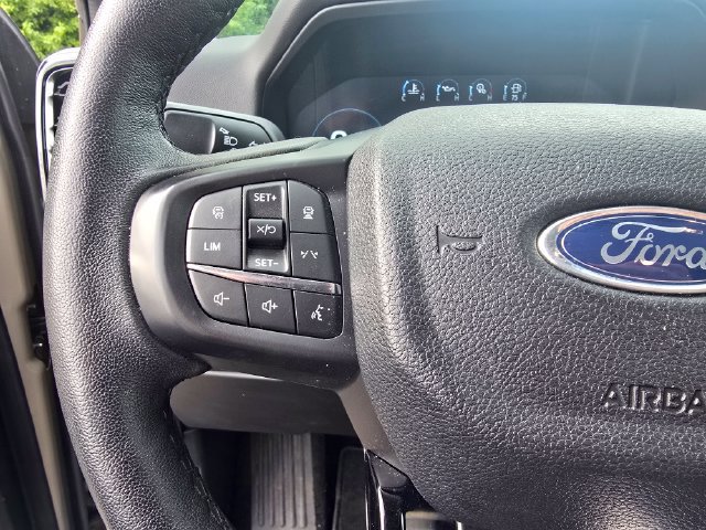 Used 2025 Ford Ranger Lariat w/ Advanced Towing Package AWD/4WD image 28
