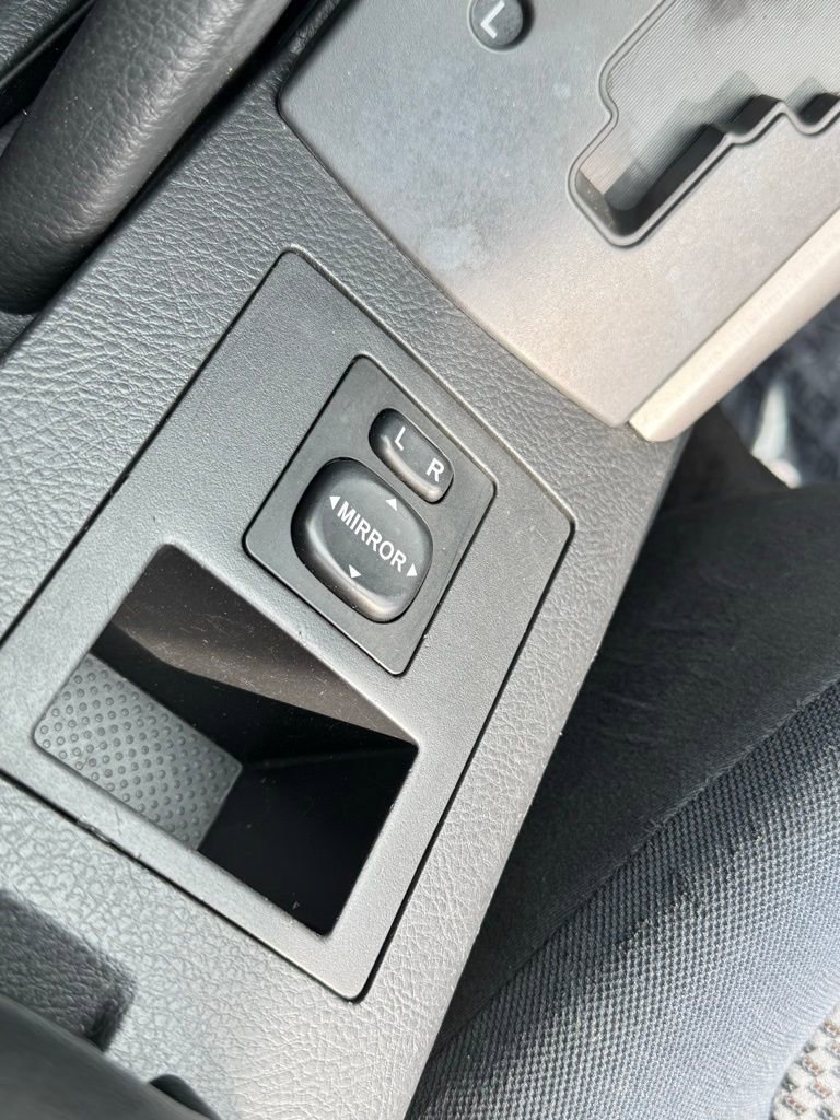 Used 2007 Toyota RAV4 Sport AWD/4WD image 18