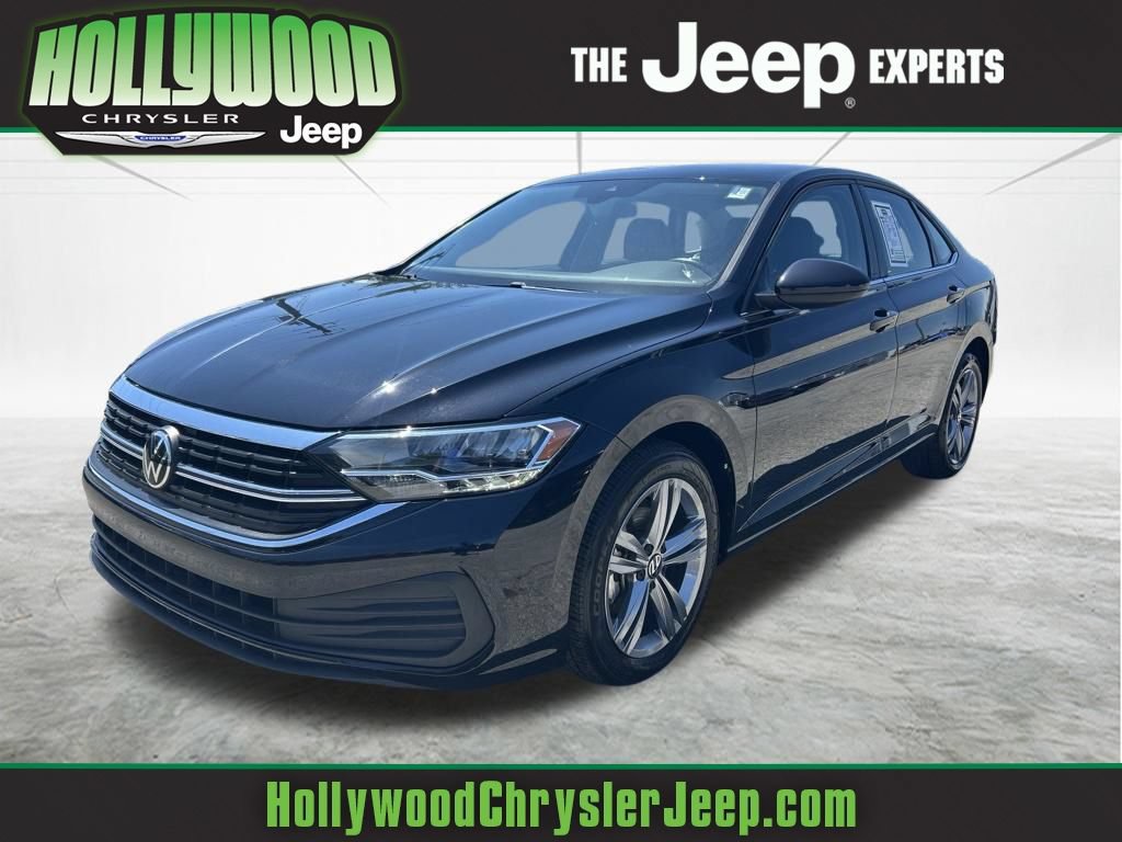 Used 2024 Volkswagen Jetta SE