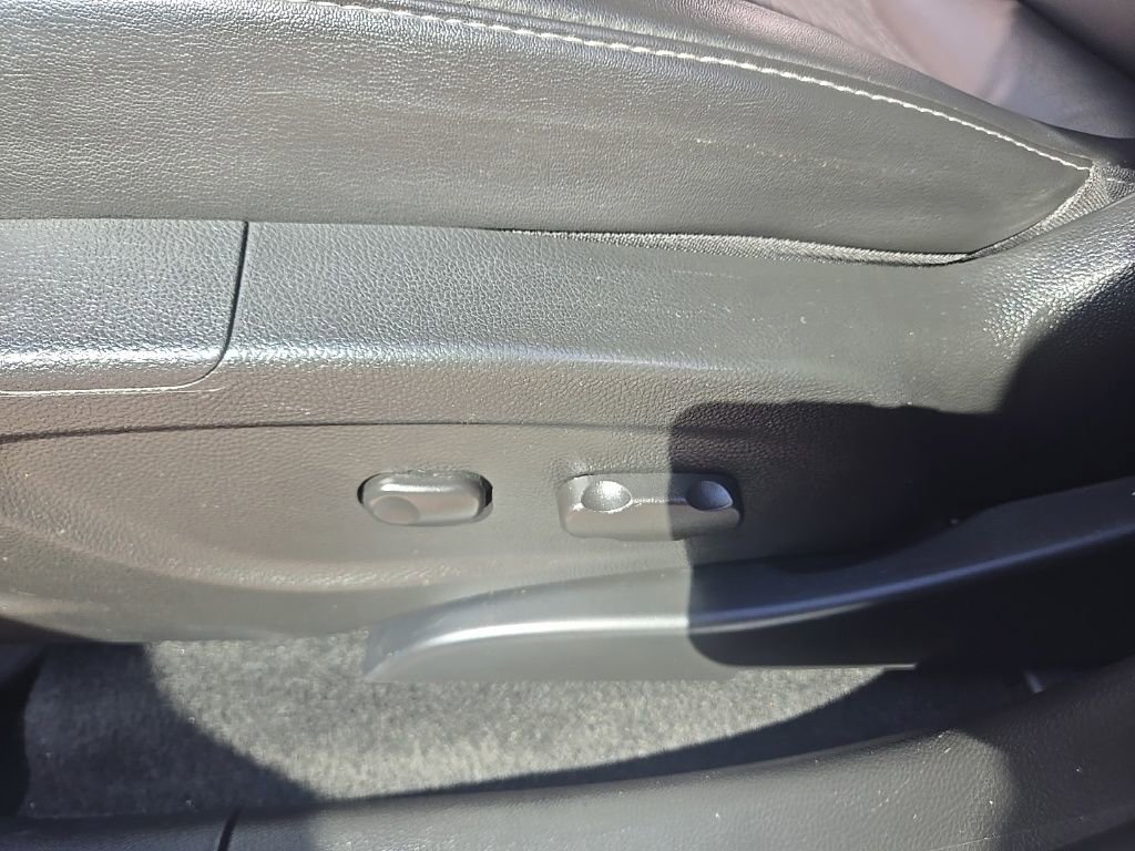 Used 2016 Buick Encore FWD image 12