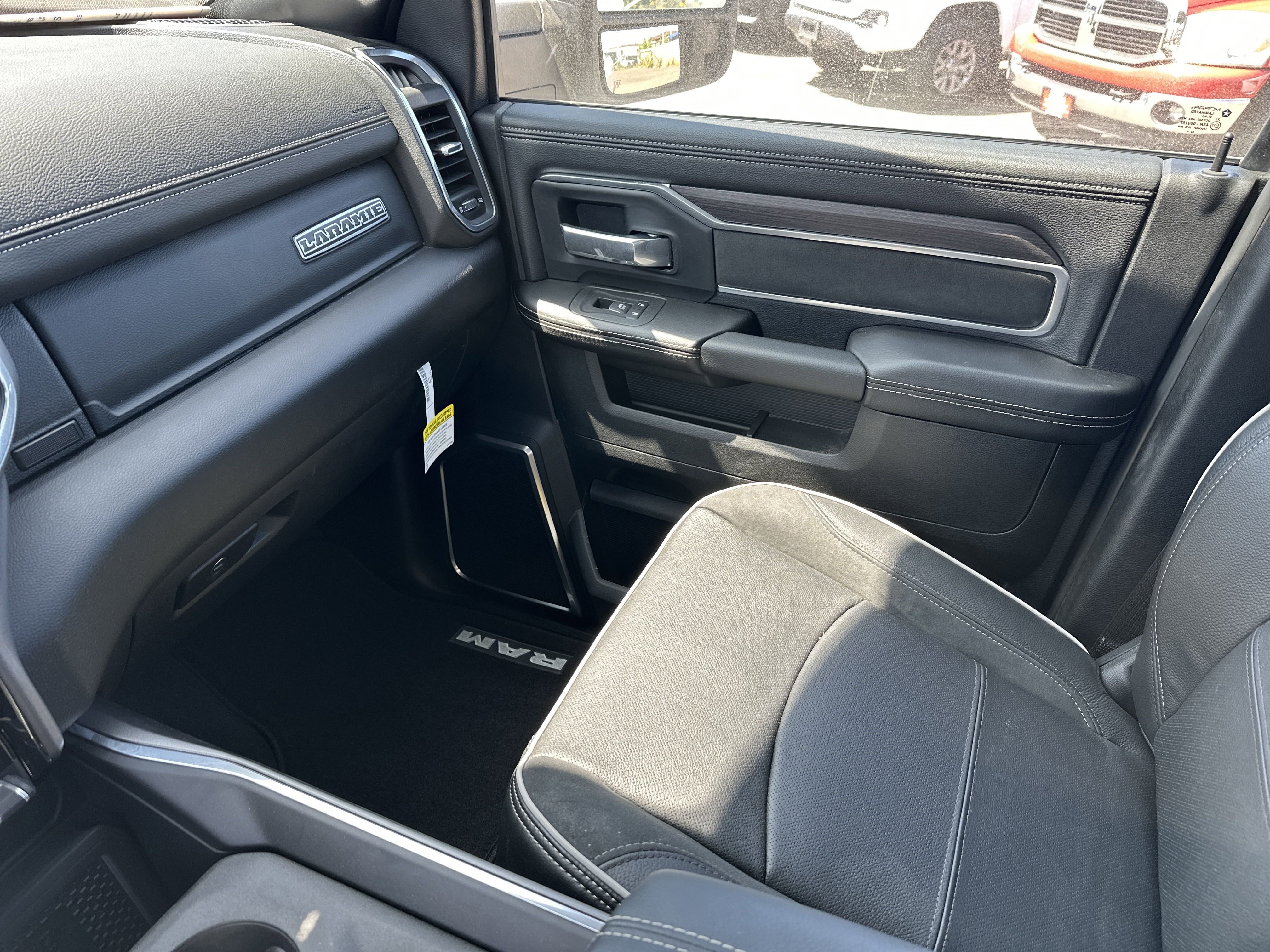 New 2025 RAM 2500 Laramie image 24