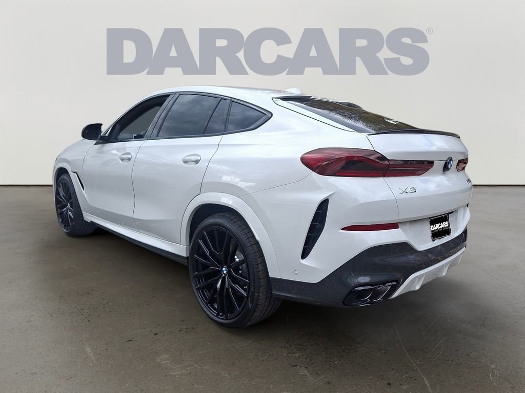 New 2026 BMW X6 M60i w/ Executive Package image 3