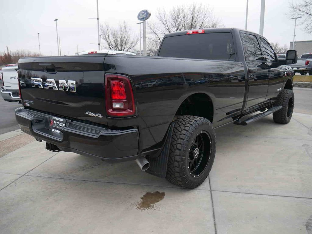 Used 2025 RAM 3500 Big Horn image 27