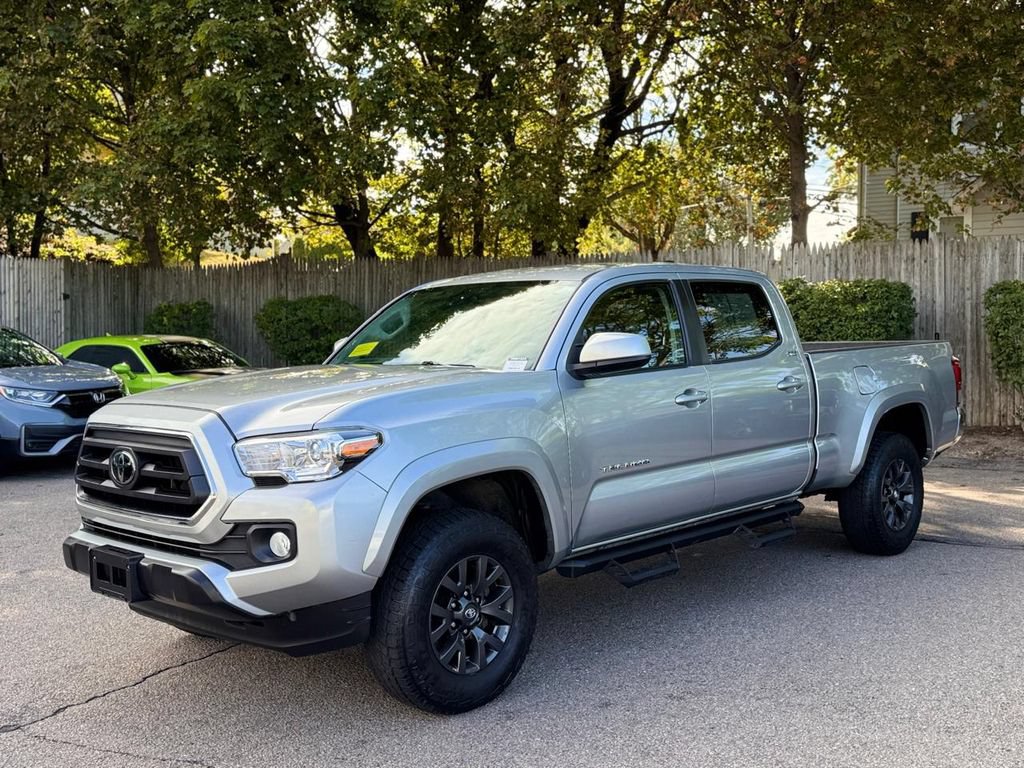 Used 2023 Toyota Tacoma SR5 AWD/4WD image 2