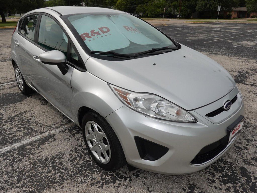 Used 2011 Ford Fiesta SE
