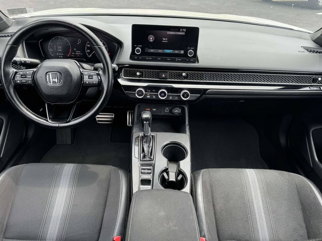Used 2023 Honda Civic Sport image 3