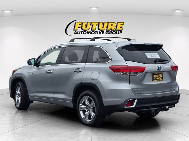 Certified 2017 Toyota Highlander Limited AWD/4WD image 7