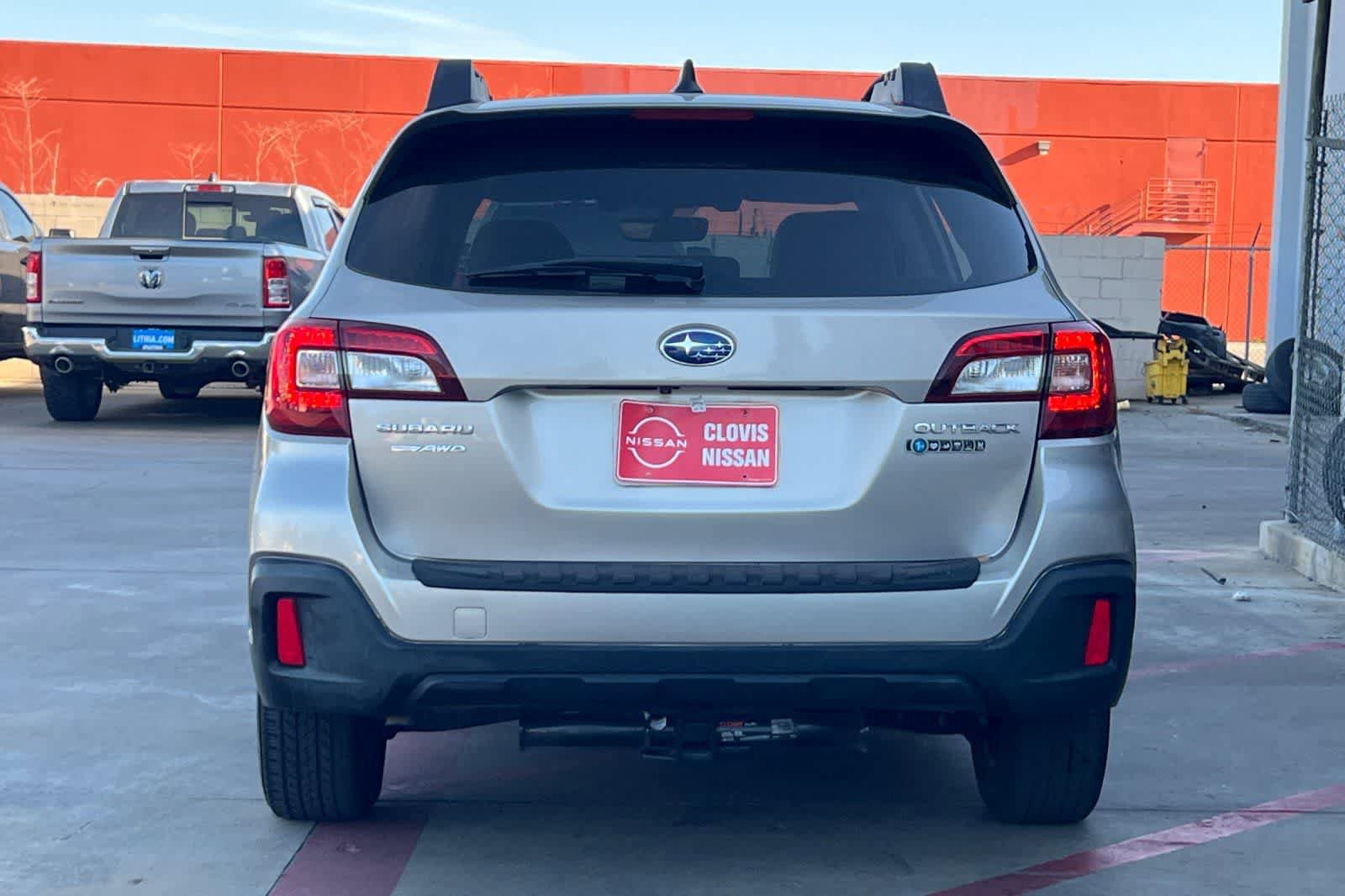 Used 2019 Subaru Outback 2.5i Premium AWD/4WD image 8