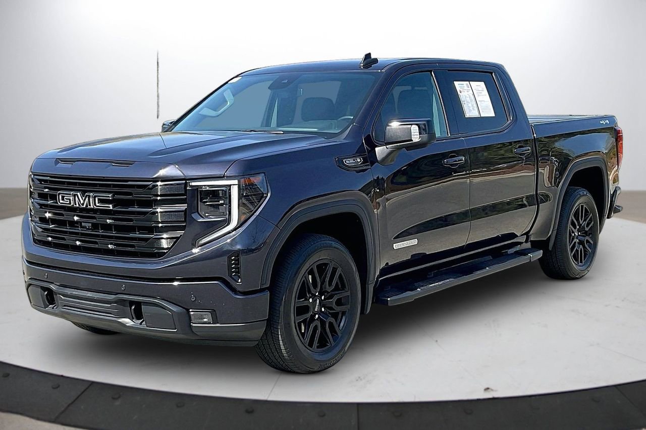 Used 2024 GMC Sierra 1500 Elevation w/ Elevation Premium Package image 4