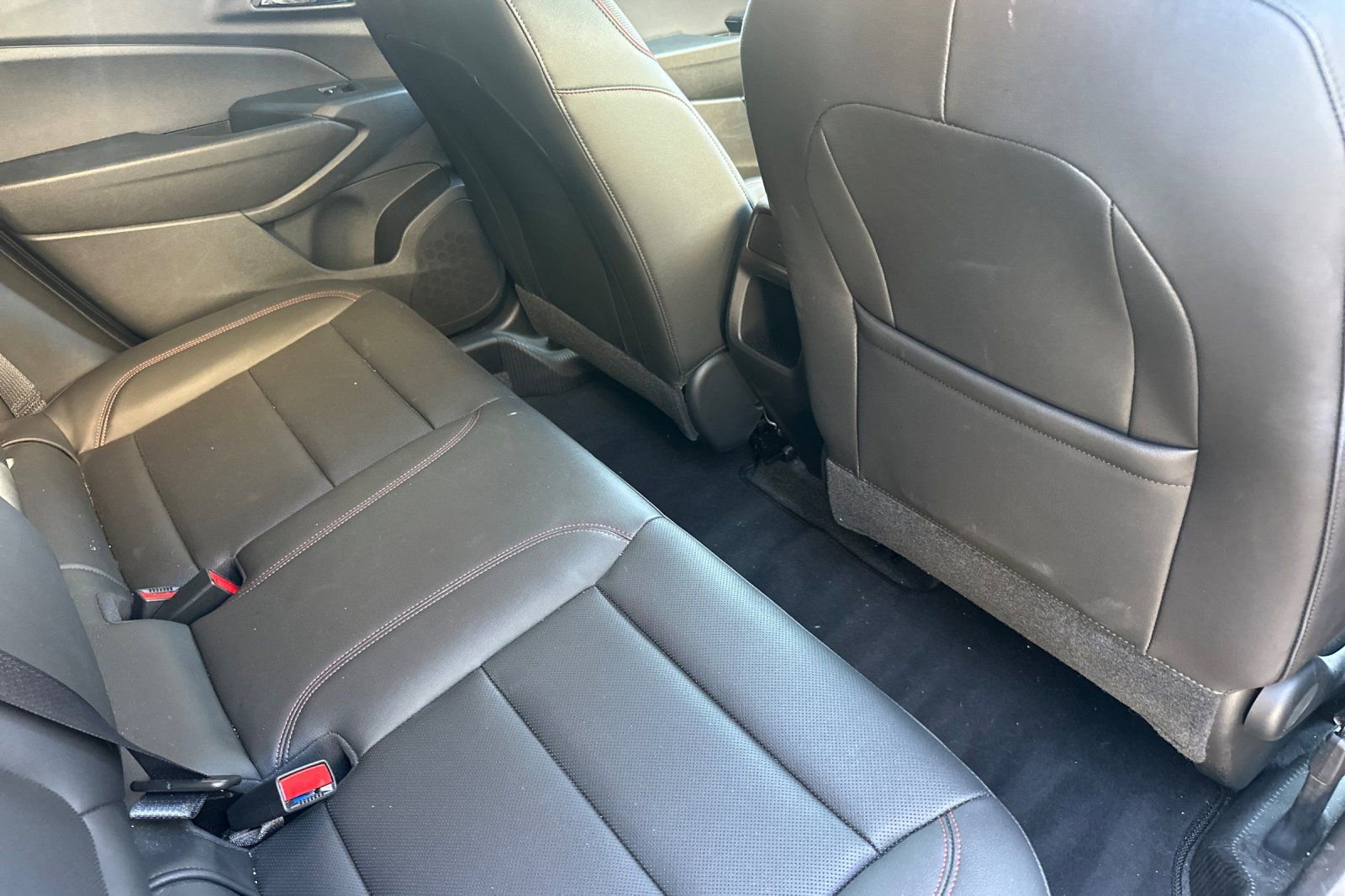 Used 2025 Chevrolet Trax RS w/ Sunroof Package image 18
