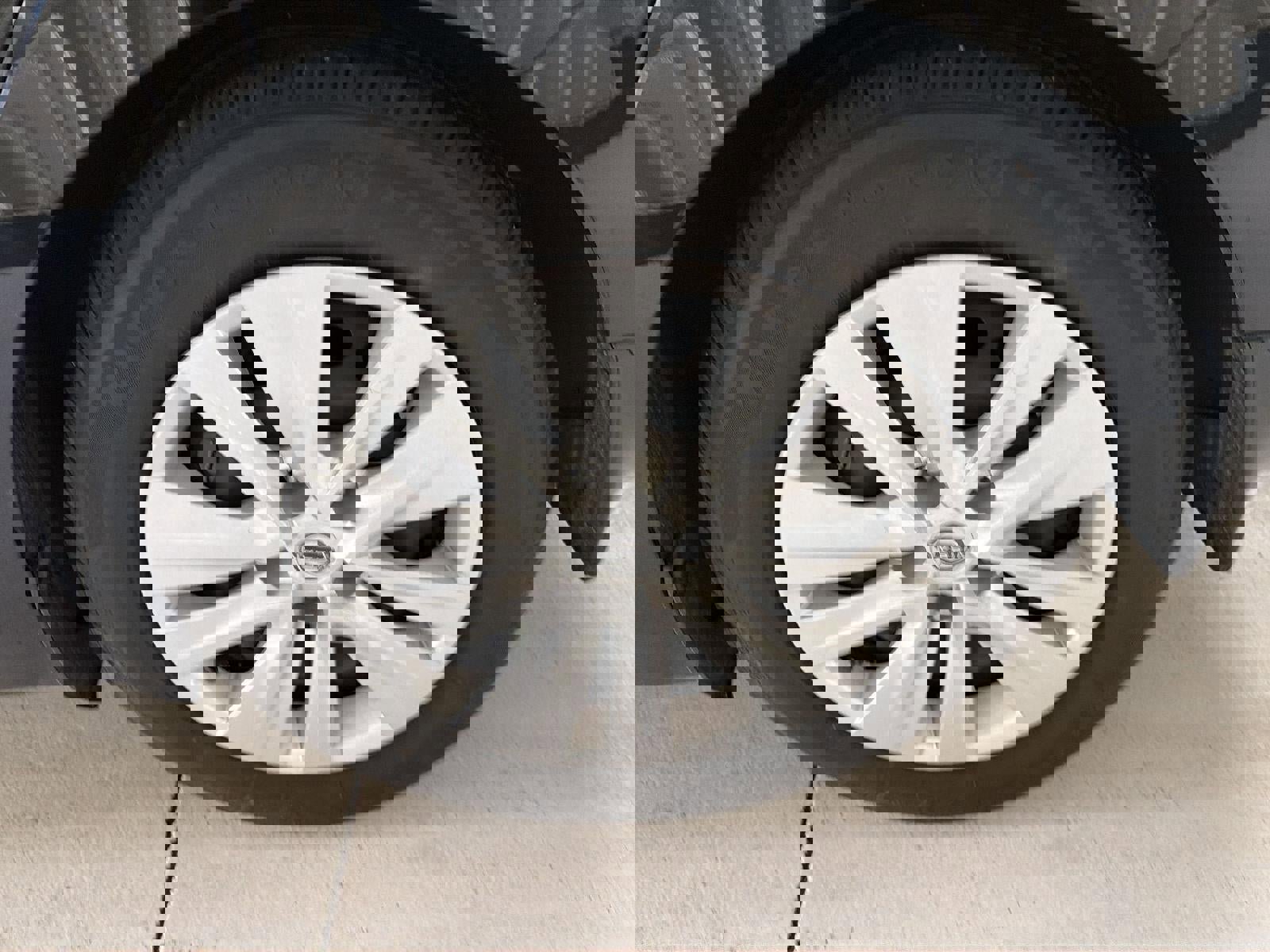 Used 2024 Nissan Sentra S image 26