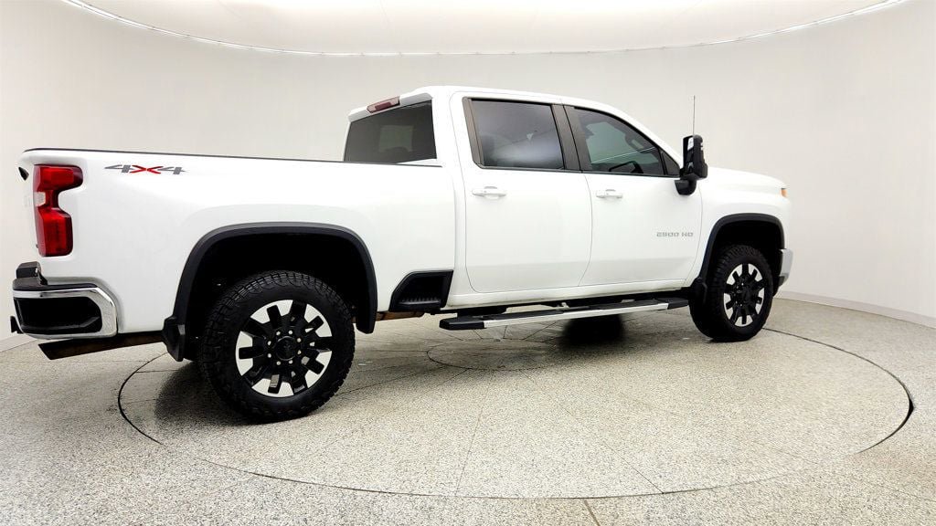 Used 2020 Chevrolet Silverado 2500 LT w/ Convenience Package AWD/4WD image 5