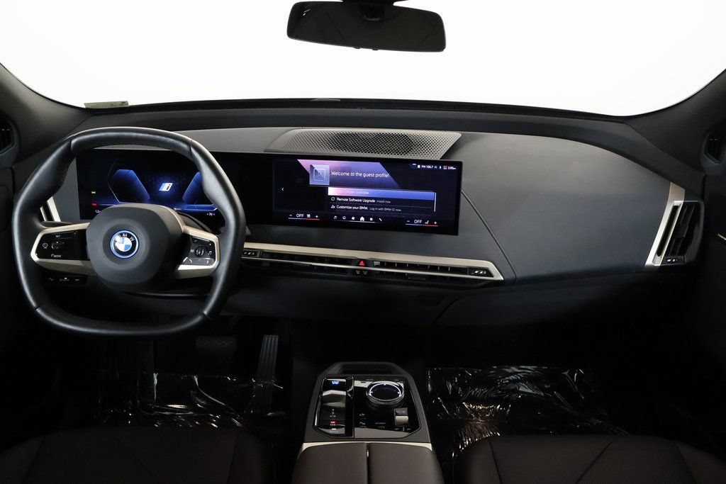 Certified 2024 BMW iX xDrive50 w/ Sport Package AWD/4WD image 8