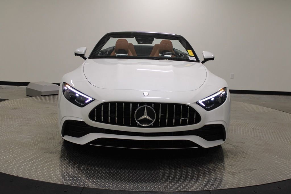 Used 2024 Mercedes-Benz SL 43 AMG image 11