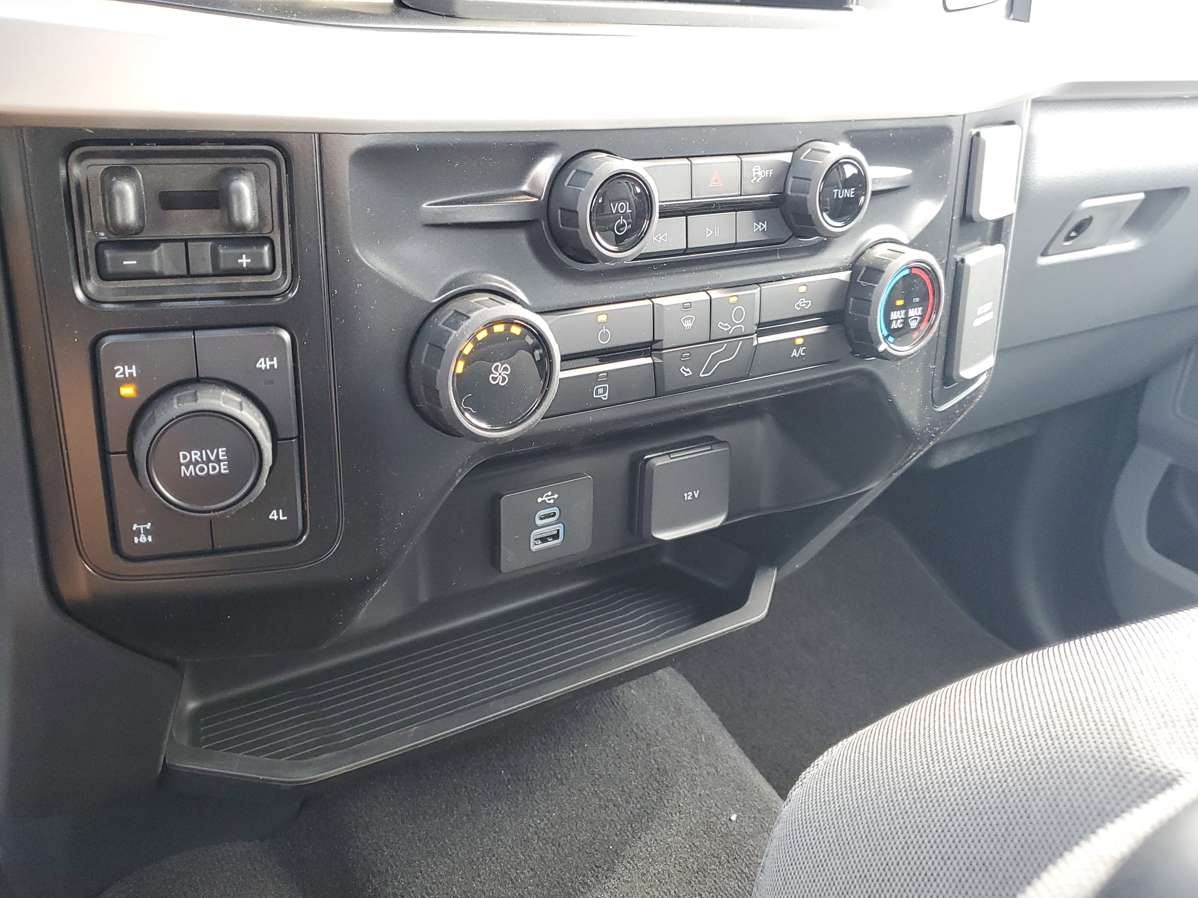 New 2026 Ford F350 XL w/ STX Appearance Package AWD/4WD image 20