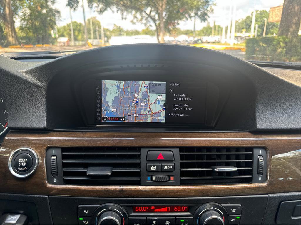 Used 2013 BMW 335i Convertible image 27