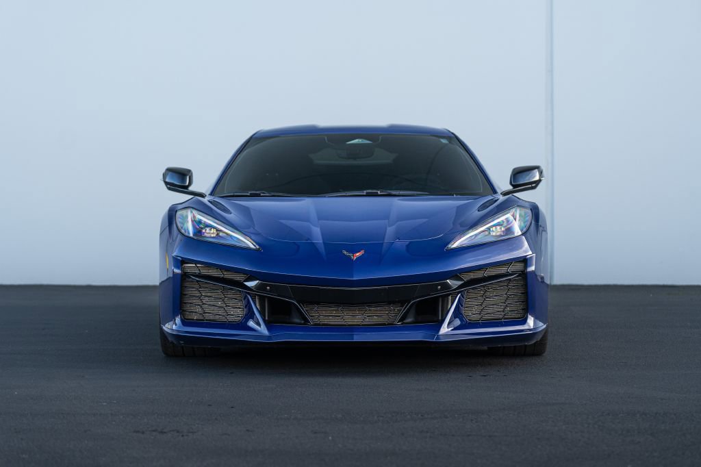 Used 2025 Chevrolet Corvette Z06 w/ Battery Protection Package image 4